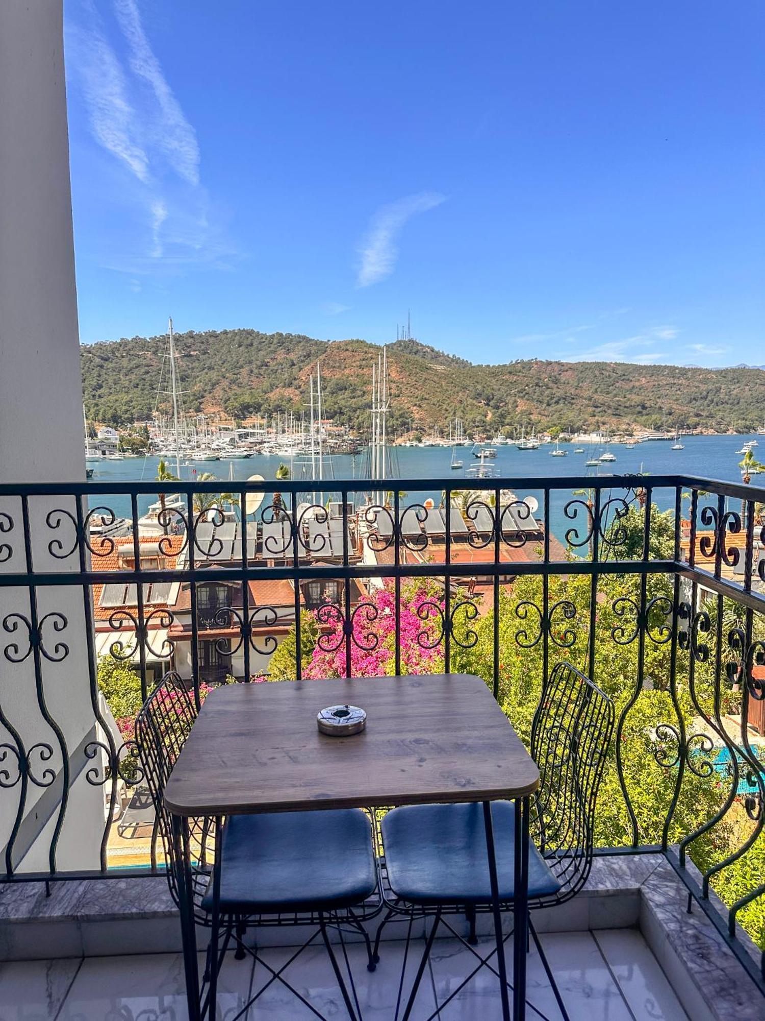 Mykonut Boutique Suites Fethiye Bagian luar foto