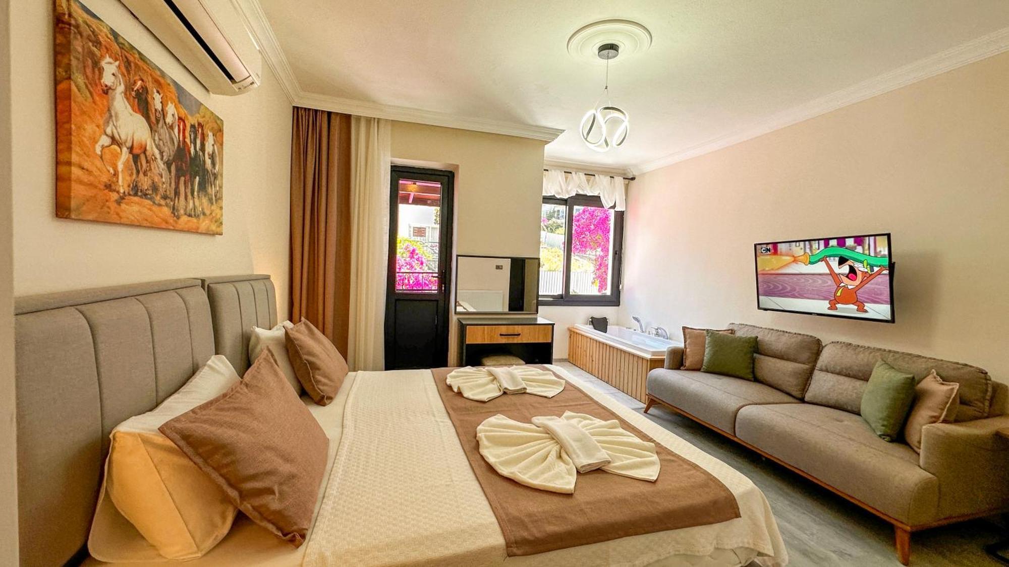 Mykonut Boutique Suites Fethiye Bagian luar foto