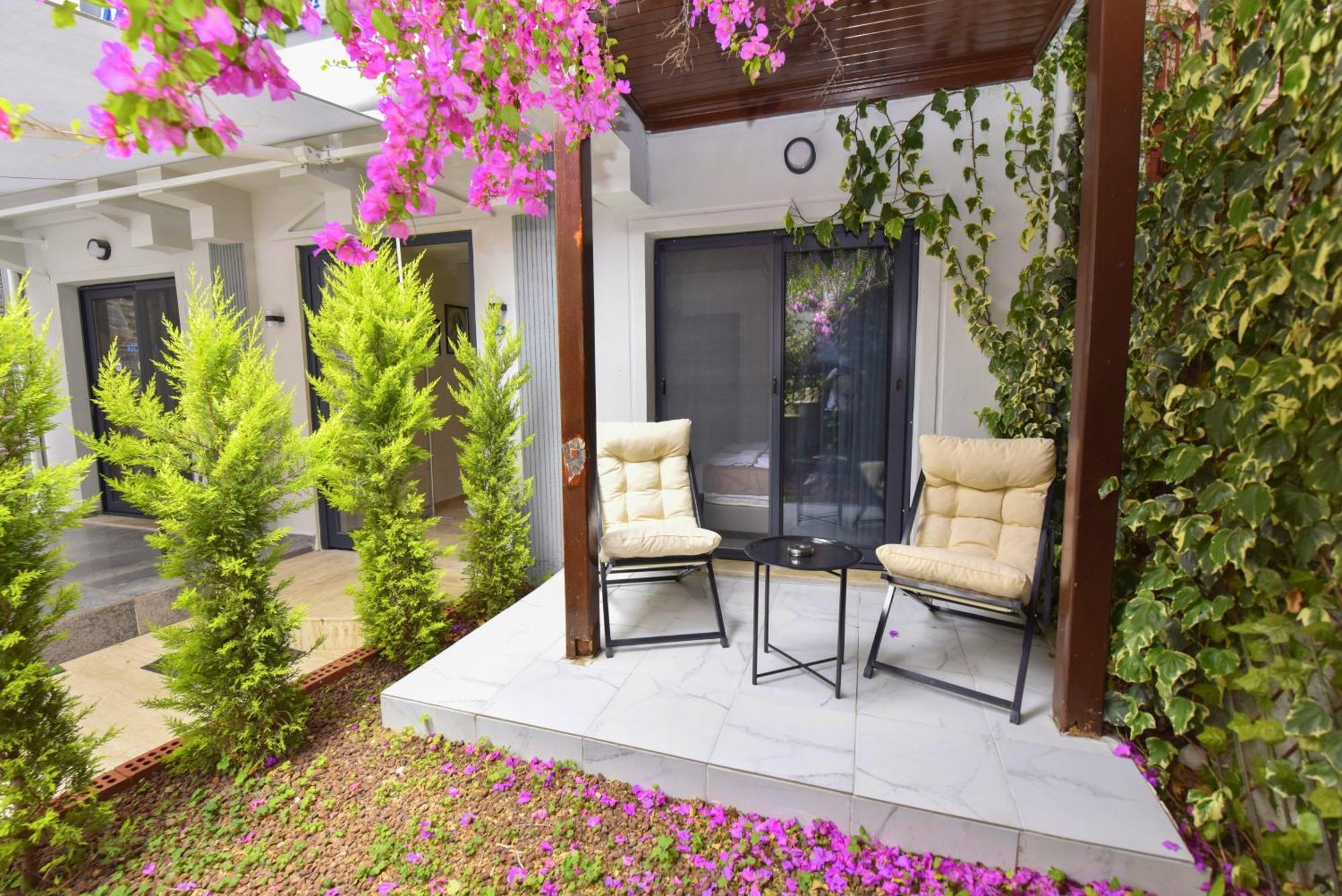 Mykonut Boutique Suites Fethiye Bagian luar foto